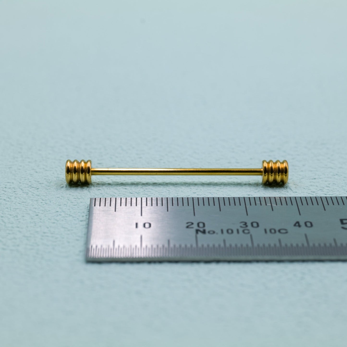 ピンホールカラー用 ゴールドカラーピン（デザインE） Collar Pin - FOURBUTTONS ONLINE
