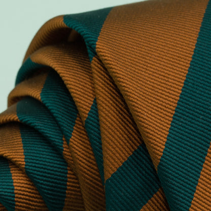 オレンジとグリーンのワンストライプネクタイ｜FOURBUTTONS Necktie - FOURBUTTONS ONLINE