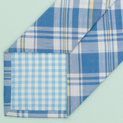 ライトブルーのマドラスチェック柄プレッピーネクタイ｜FOURBUTTONS Necktie - FOURBUTTONS ONLINE