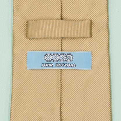 シャンパンゴールドの無地トゥルーソリッドネクタイ｜FOURBUTTONS Necktie - FOURBUTTONS ONLINE