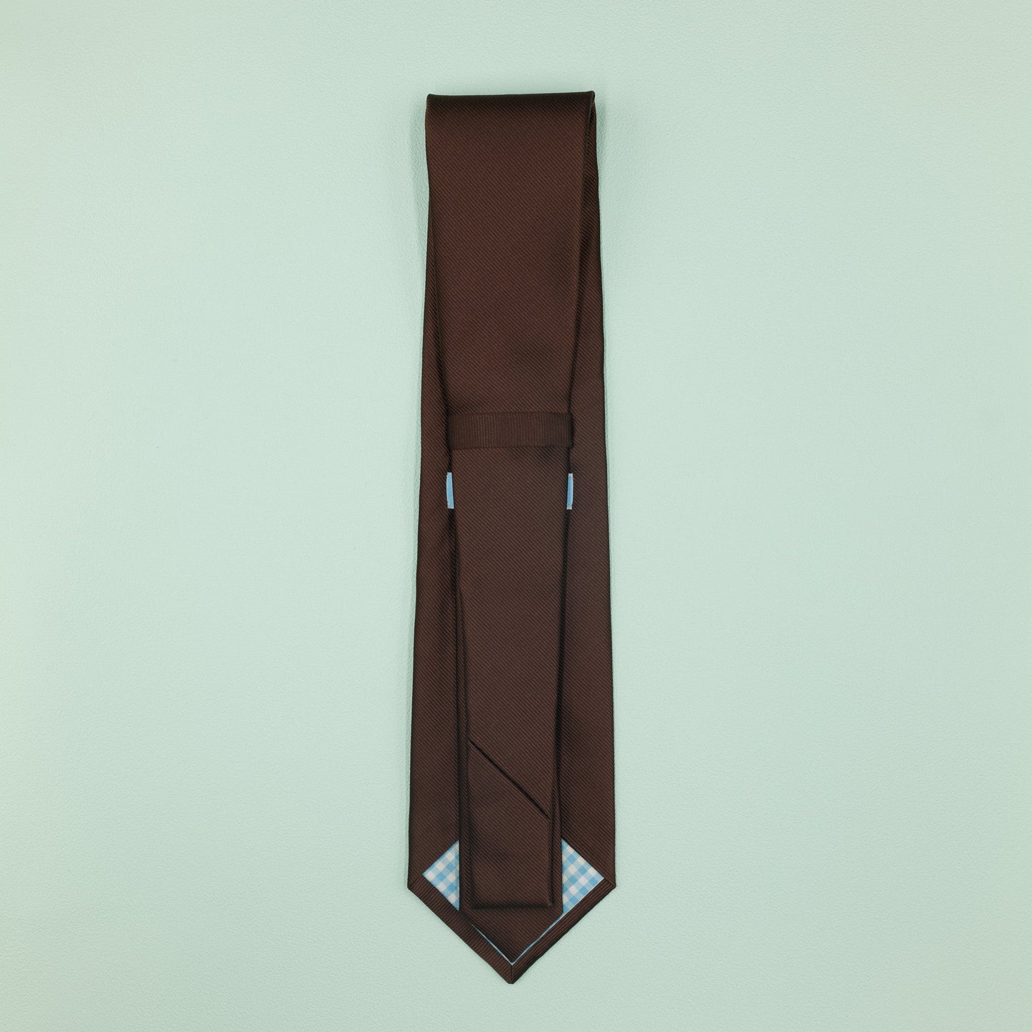 ブラウン無地のトゥルーソリッドネクタイ｜FOURBUTTONS Necktie - FOURBUTTONS ONLINE