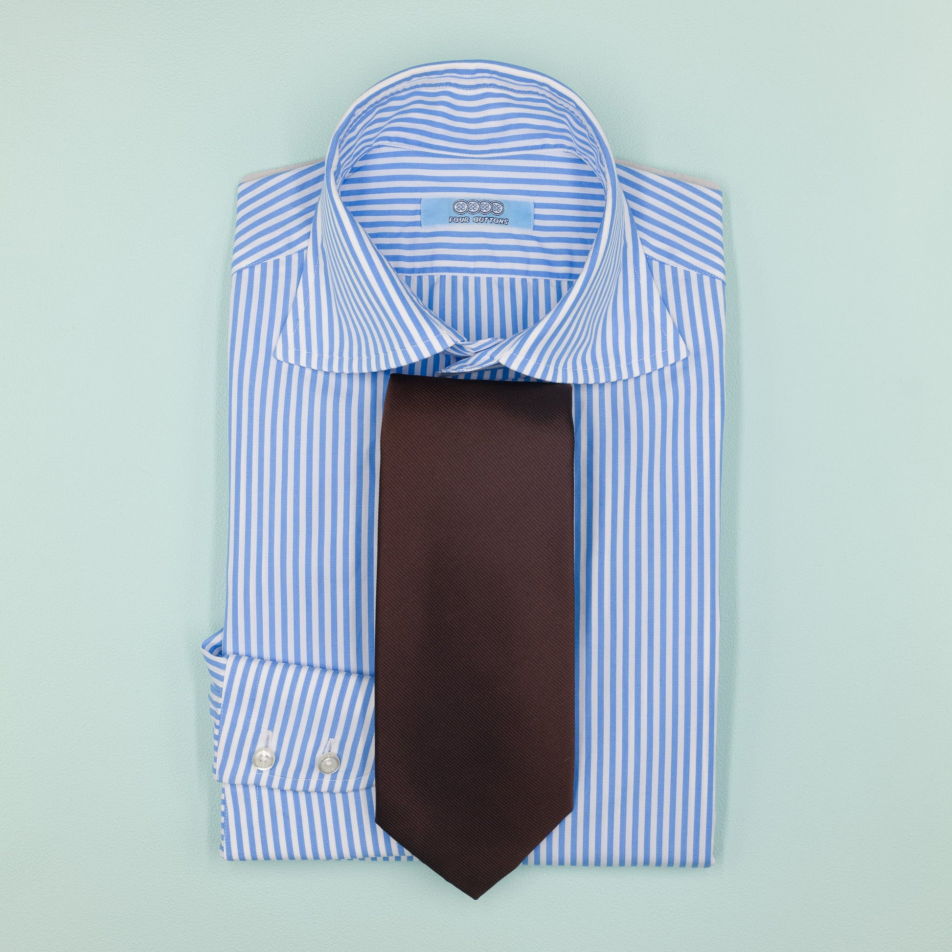 ブラウン無地のトゥルーソリッドネクタイ｜FOURBUTTONS Necktie - FOURBUTTONS ONLINE