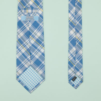 ライトブルーのマドラスチェック柄プレッピーネクタイ｜FOURBUTTONS Necktie - FOURBUTTONS ONLINE