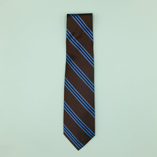 ブラウン・ライトブルー・ネイビーのストライプ柄シグネチャーネクタイ｜FOURBUTTONS Necktie - FOURBUTTONS ONLINE