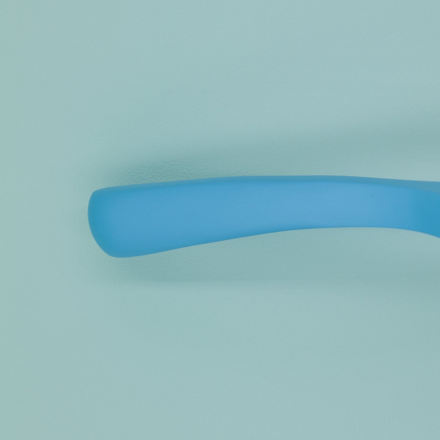 木製のオリジナルハンガー（ライトブルーカラー）｜FOURBUTTONS - FOURBUTTONS ONLINE